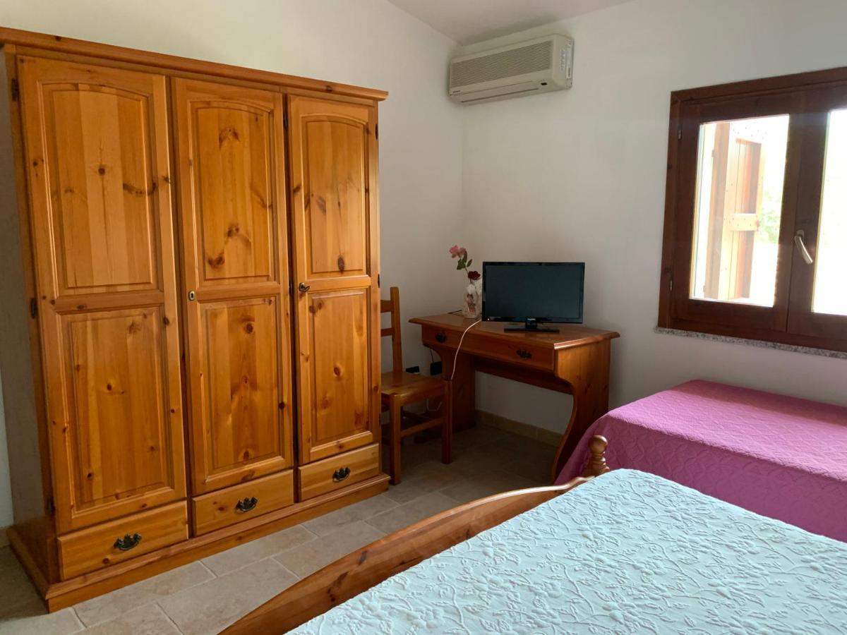 Agriturismo Terra Noas Villaurbana Luaran gambar